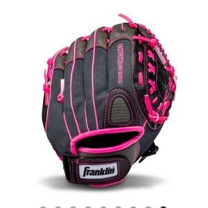 Franklin FASTPITCH PRO SERIES SOFTBALL FIELDING GLOVE. Right hand 11 inches. EUC